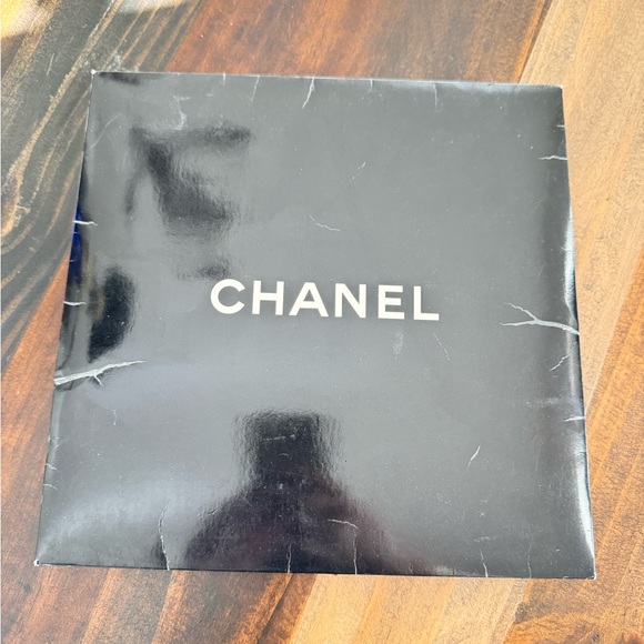 Chanel silk square scarf - Picture 5 of 5
